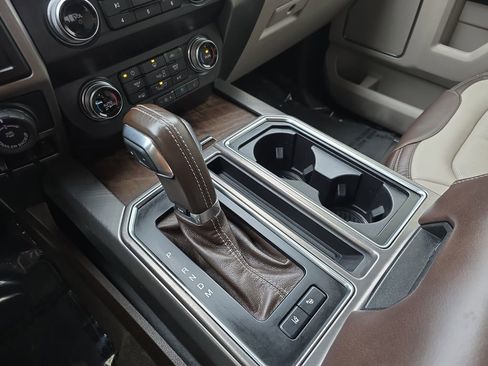 Used 2020 Ford F150 Limited w/ Trailer Tow Package image 23