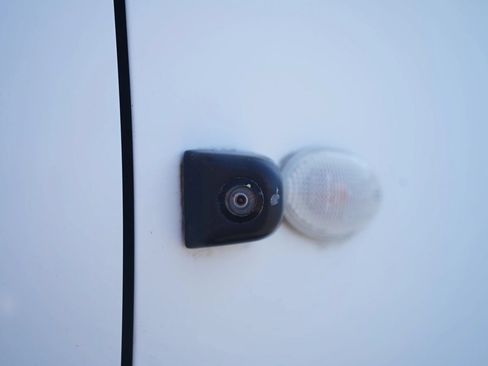 Used 2017 Mercedes-Benz Metris w/ Blind Spot Assist Package image 21