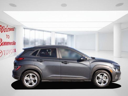 Used 2022 Hyundai Kona SEL w/ Convenience Package image 5