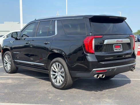Used 2023 GMC Yukon Denali AWD/4WD image 8