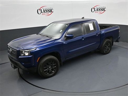 Used 2023 Nissan Frontier SV image 17