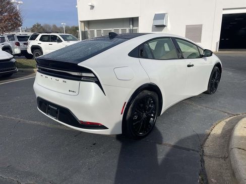 New 2026 Toyota Prius Plug-In Hybrid image 12