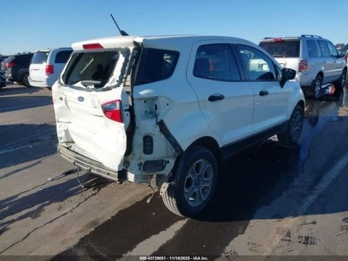 Used 2021 Ford EcoSport S FWD image 3