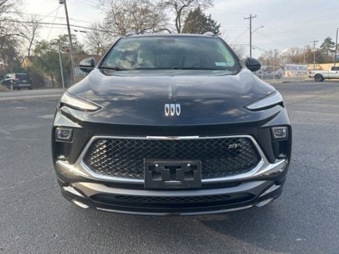 Used 2024 Buick Encore GX Sport Touring w/ Comfort Package image 7