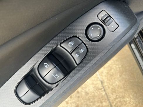 New 2026 Nissan Altima 2.5 SR FWD image 11