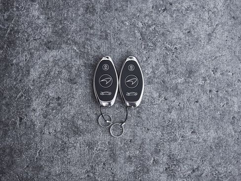 Used 2025 McLaren 750S Spider image 78