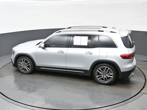 Used 2021 Mercedes-Benz GLB 35 AMG 4MATIC image 38