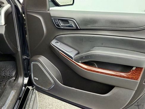 Used 2016 GMC Yukon SLT w/ Open Road Package AWD/4WD image 28