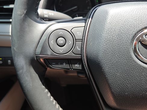 Used 2024 Toyota Camry SE FWD image 25