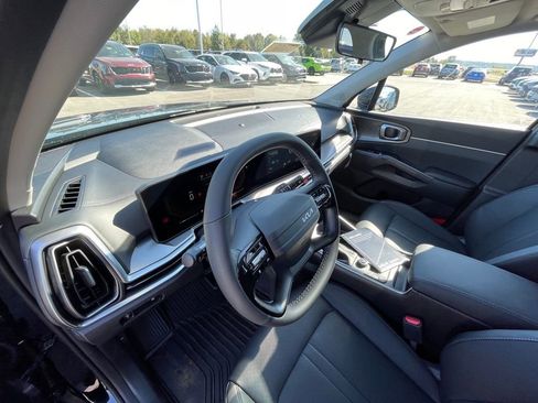 New 2026 Kia Sorento S w/ S Panoramic Sunroof Package FWD image 9