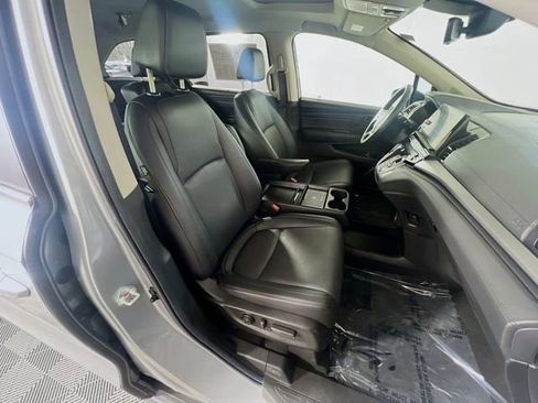 Used 2025 Honda Odyssey EX-L image 30