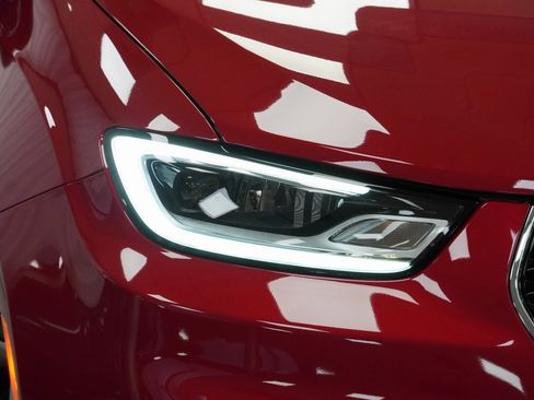 Certified 2025 Chrysler Pacifica Select image 6