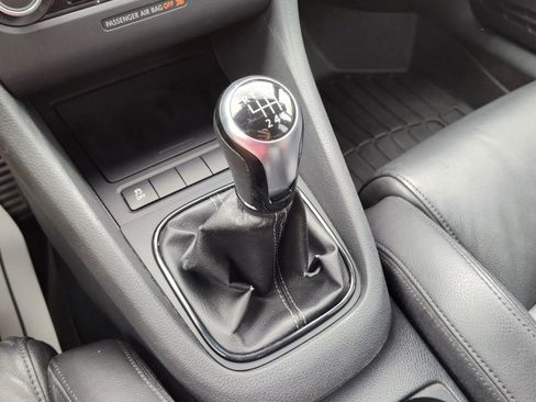 Used 2012 Volkswagen Golf 4-Door AWD/4WD image 18