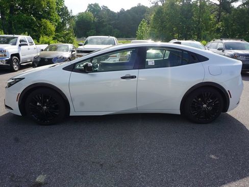 Used 2026 Toyota Prius image 20