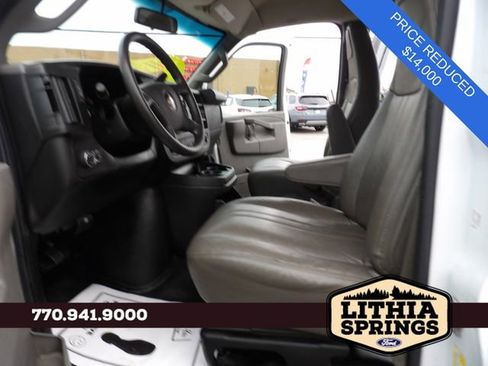 Used 2018 Chevrolet Express 2500 Extended image 29