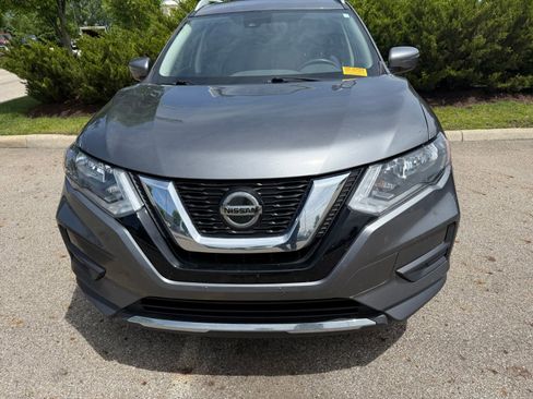 Used 2019 Nissan Rogue S w/ Special Edition Package AWD/4WD image 2