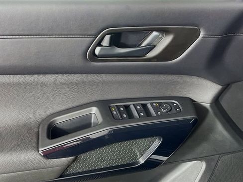 New 2026 Nissan Pathfinder SV image 17