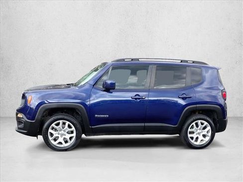 Used 2017 Jeep Renegade Latitude AWD/4WD image 2
