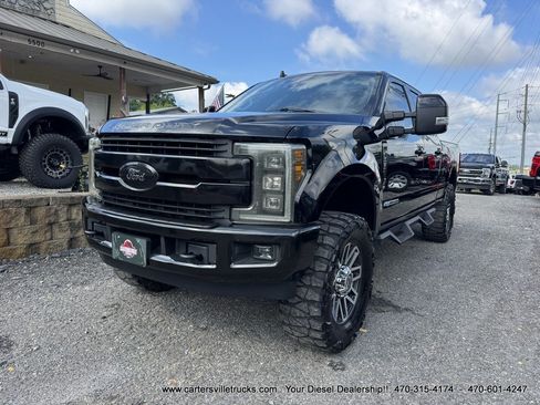 Used 2019 Ford F250 Lariat w/ Lariat Ultimate Package AWD/4WD image 3