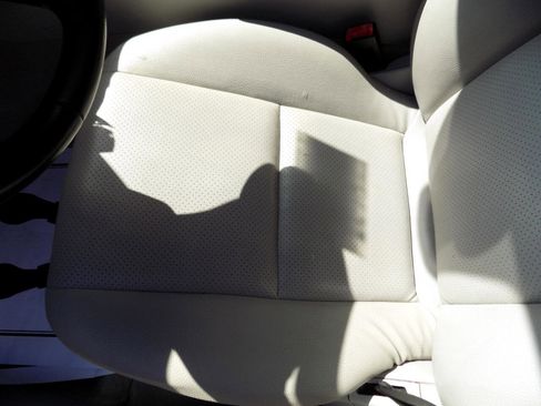 Used 2011 Mercedes-Benz C 300 Luxury image 21