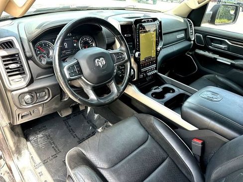 Used 2019 RAM 1500 Laramie AWD/4WD image 10