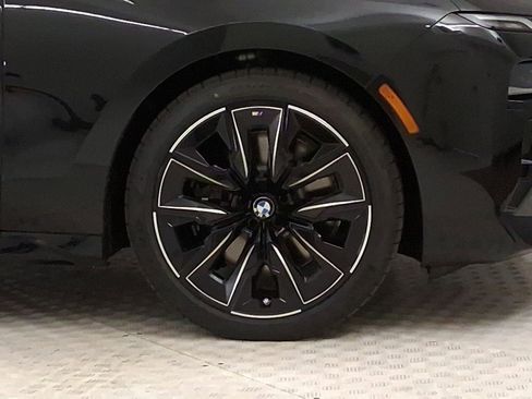 New 2026 BMW 740i w/ Premium Package image 9