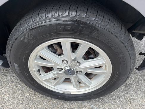 Used 2006 Ford Mustang Coupe RWD image 27