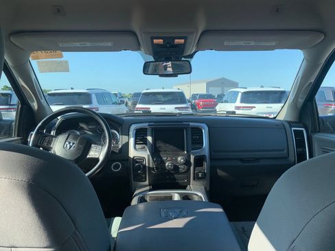 Used 2019 RAM 1500 Classic SLT w/ SLT Plus D←cor Group AWD/4WD image 20