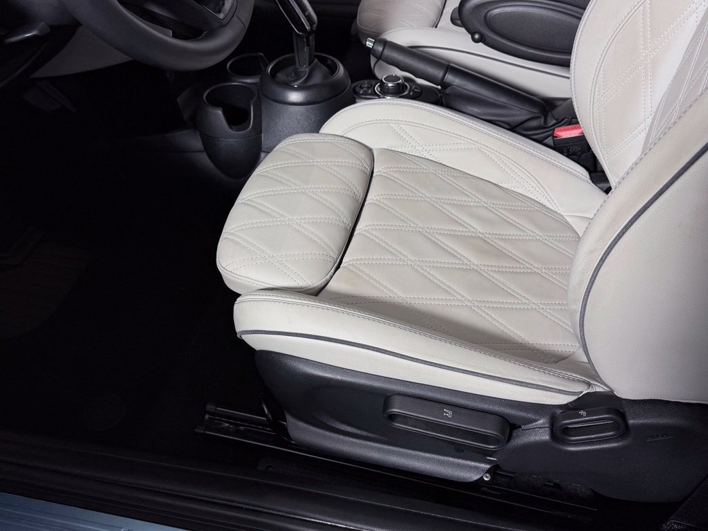 Certified 2024 MINI Cooper S w/ Signature Upholstery Package FWD image 23