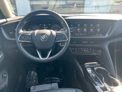 Used 2023 Buick Envision Essence image 21