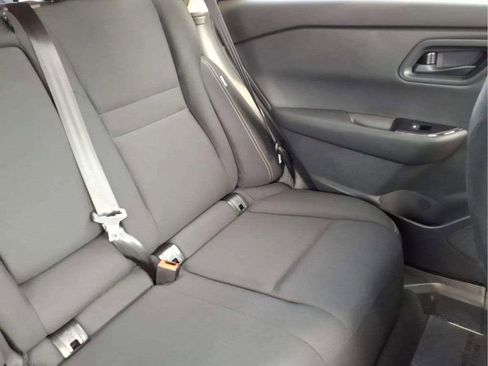 Used 2025 Nissan Rogue S FWD image 20