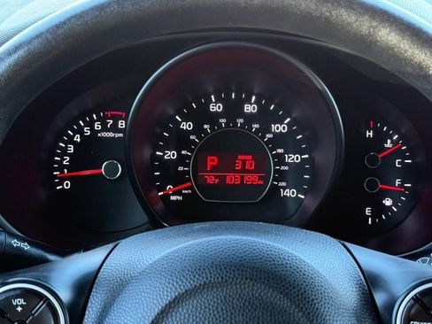 Used 2019 Kia Soul image 22