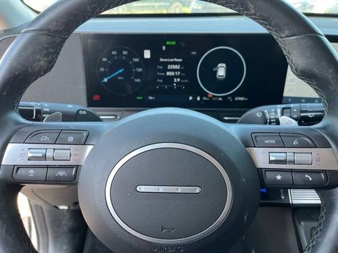 Used 2024 Hyundai Kona SEL FWD image 25