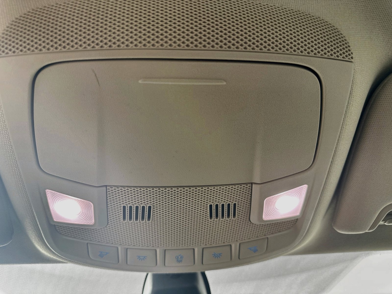 Used 2019 Ford Fusion SE FWD image 31