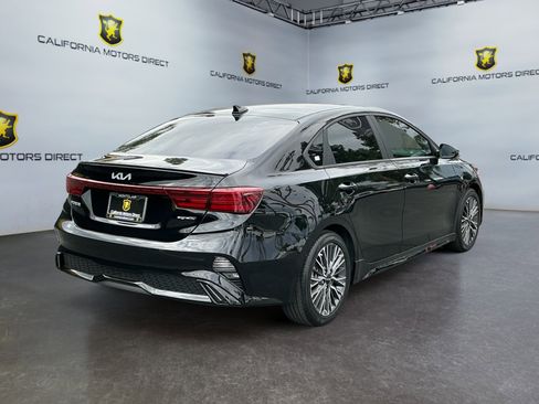 Used 2023 Kia Forte GT-Line w/ GT-Line Premium Package FWD image 5
