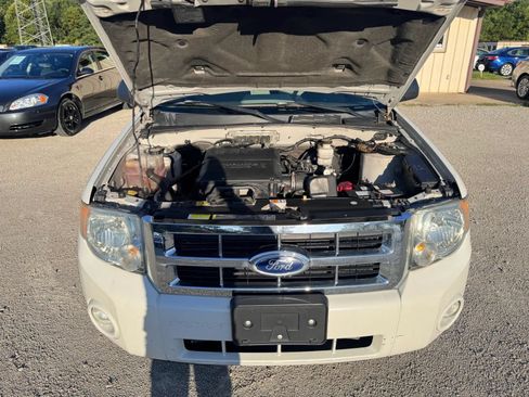 Used 2011 Ford Escape XLT FWD image 31