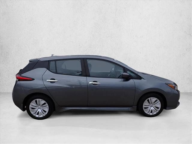 Used 2025 Nissan Leaf S FWD image 5