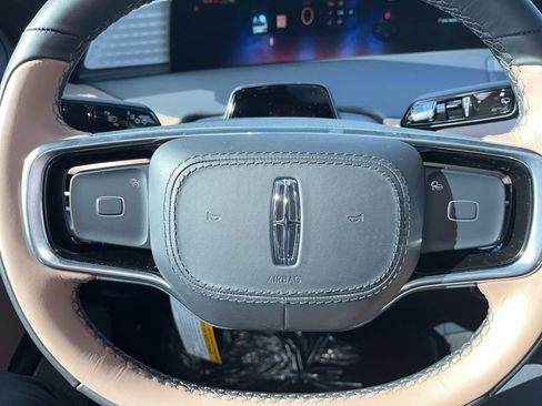 New 2025 Lincoln Navigator L Black Label image 44