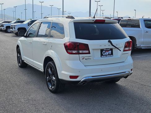 Used 2018 Dodge Journey Crossroad w/ Popular Equipment Group AWD/4WD image 5