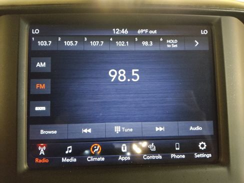 Used 2019 RAM 1500 Big Horn AWD/4WD image 25