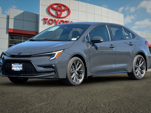 Certified 2026 Toyota Corolla SE FWD image 7