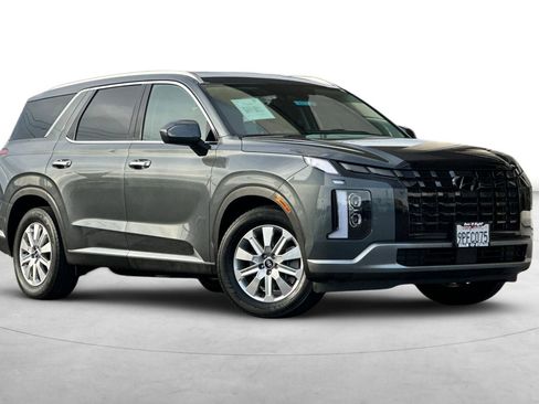 Used 2025 Hyundai Palisade SEL FWD image 8