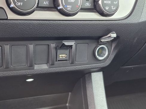 Used 2021 Toyota Tacoma SR w/ SR Convenience Package image 19