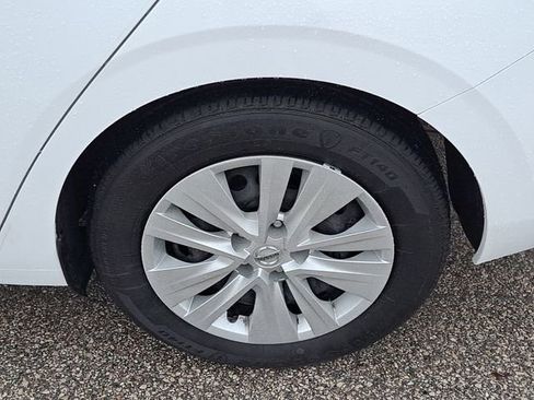 Used 2022 Nissan Sentra S FWD image 27