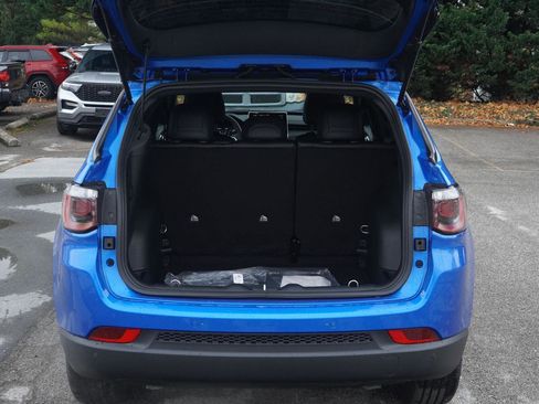 New 2026 Jeep Compass Limited image 12