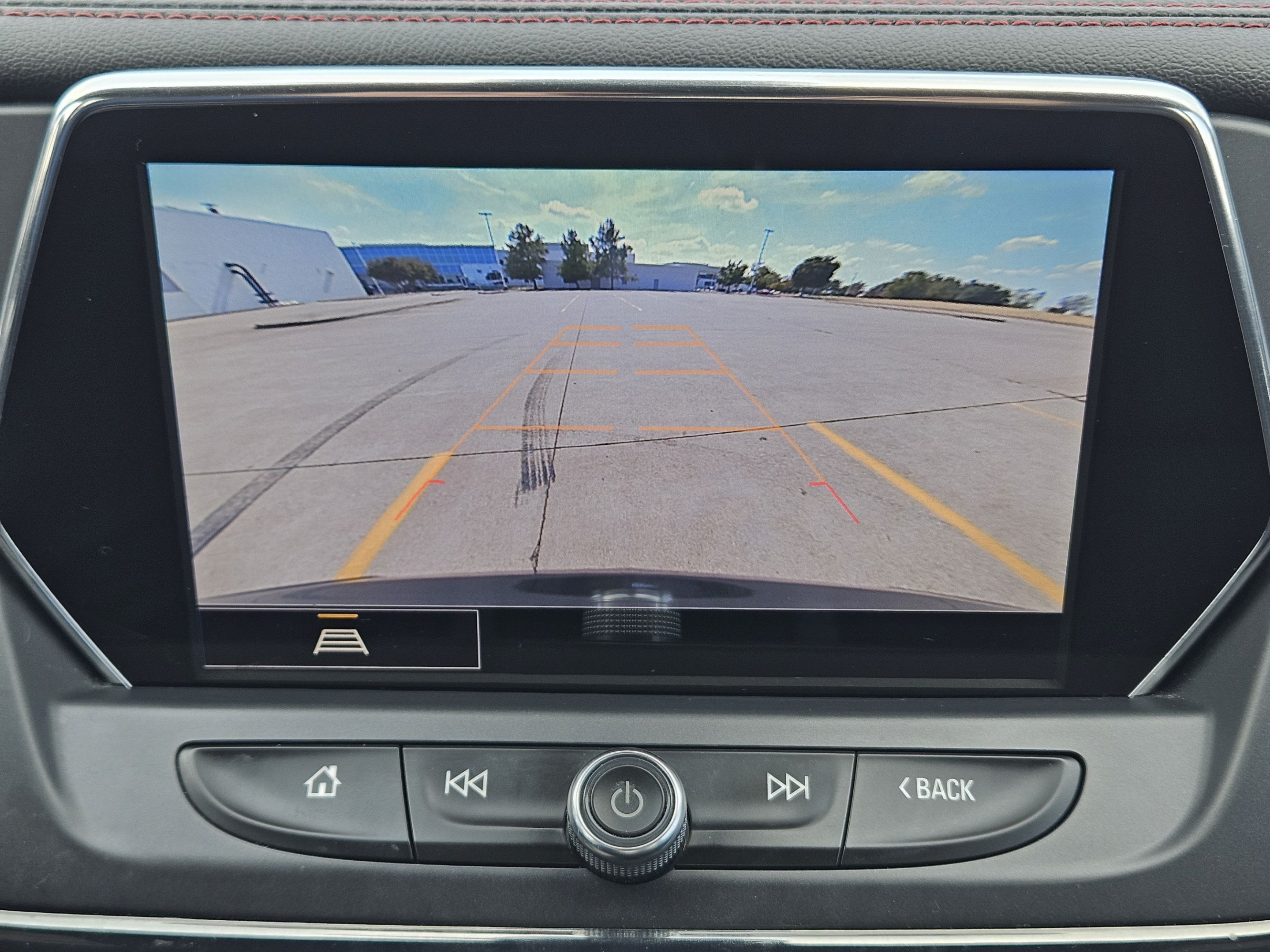 Used 2021 Chevrolet Blazer RS w/ Enhanced Convenience Package FWD image 10
