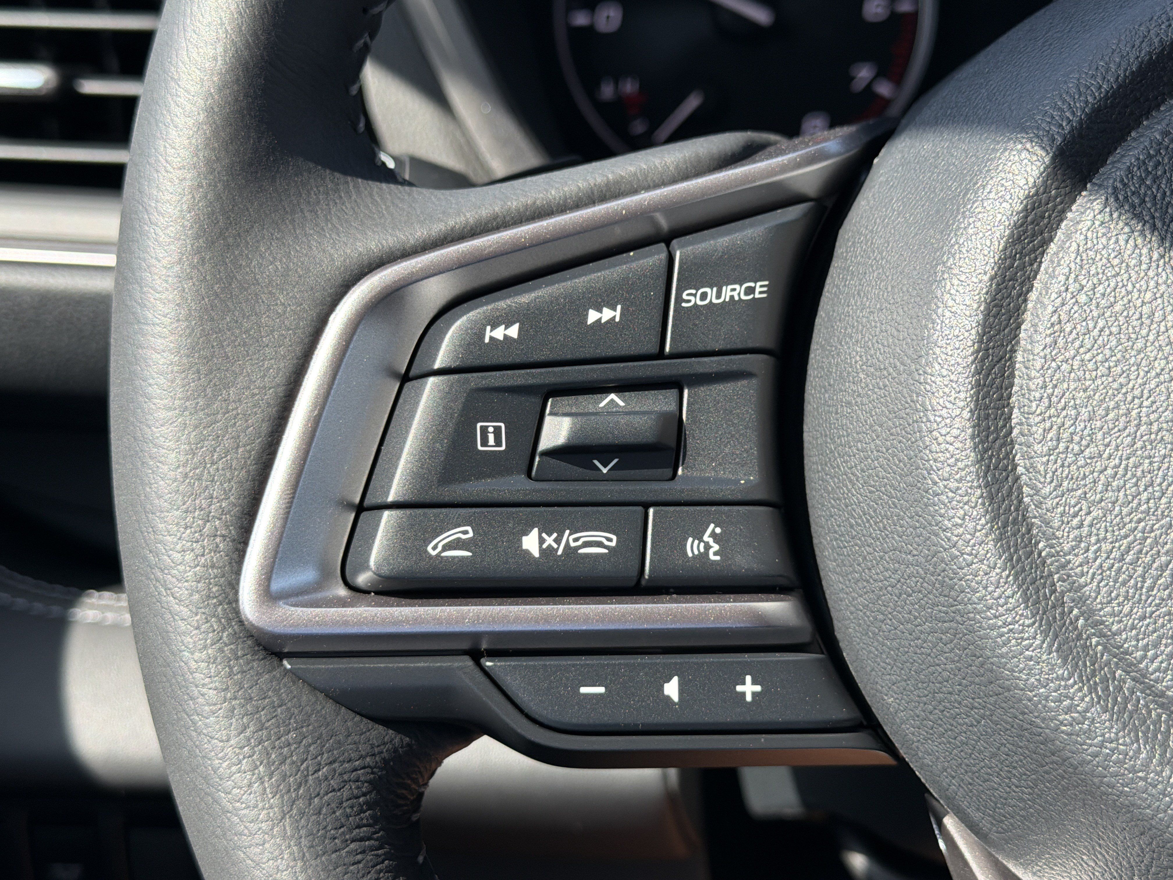 New 2026 Subaru Ascent Limited AWD/4WD image 14