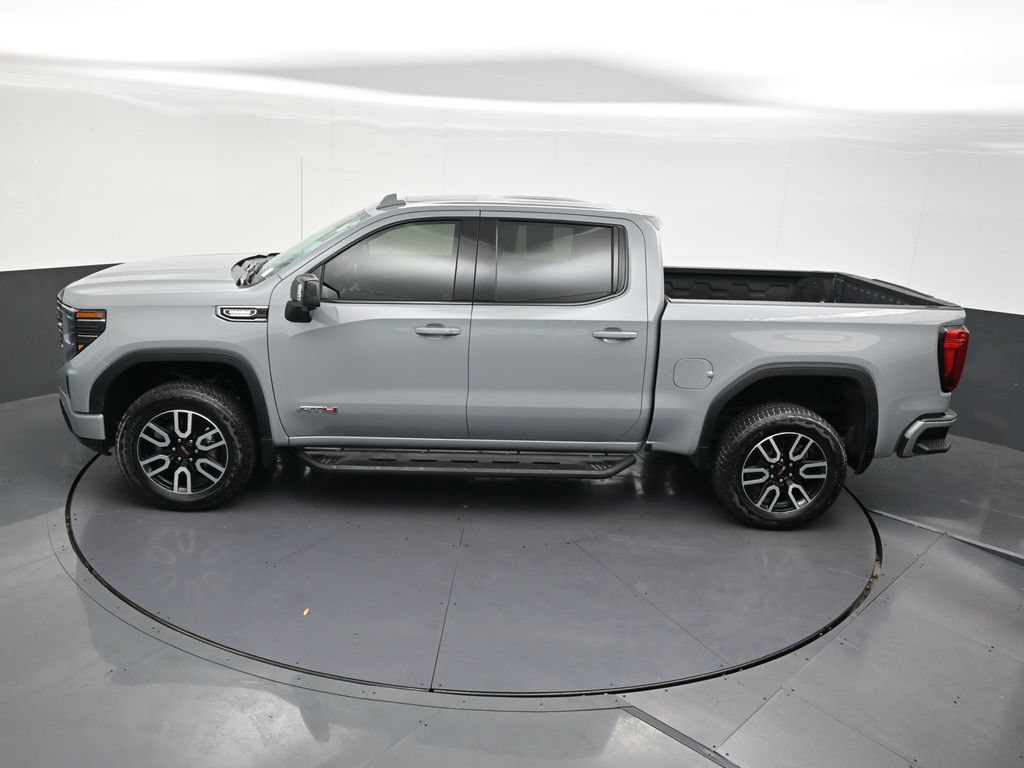 Used 2025 GMC Sierra 1500 AT4 w/ AT4 Premium Package AWD/4WD image 16