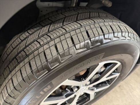 Certified 2025 Jeep Grand Cherokee Limited w/ Luxury Tech Group II image 47