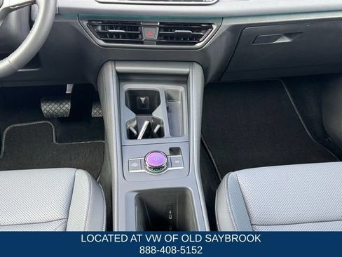 Certified 2025 Volkswagen Tiguan SE AWD/4WD image 15